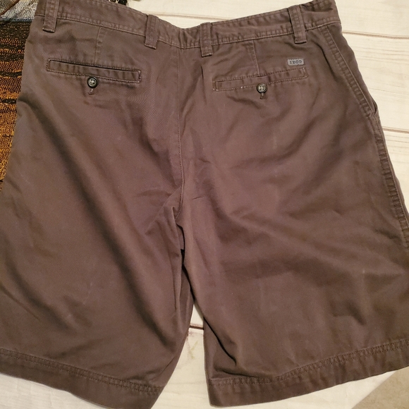 Izod Saltwater Flat Front Mens Cotton Shorts 36 - Picture 3 of 3